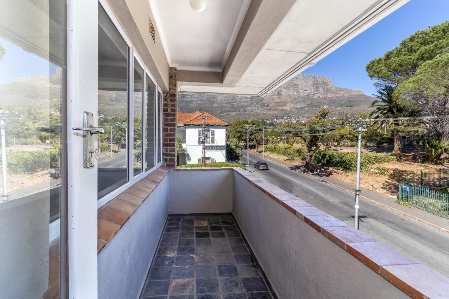 To Let 2 Bedroom Property for Rent in Gardens Western Cape